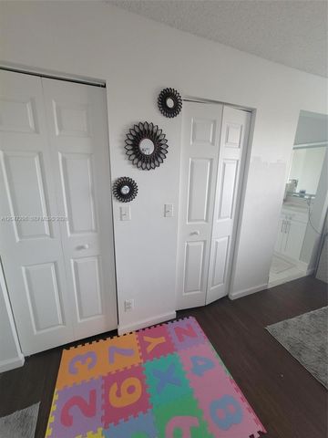 6606 Saltaire Ter, Margate, FL 33063