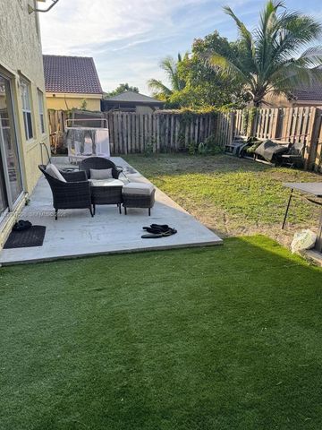6606 Saltaire Ter, Margate, FL 33063