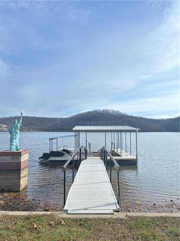 33090 Canopy Road, Lincoln, MO 65338