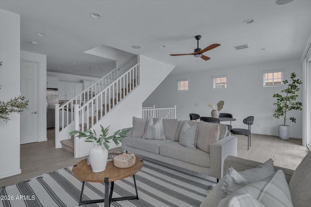 769 W FLINTLOCK Way, Chandler, AZ 85286