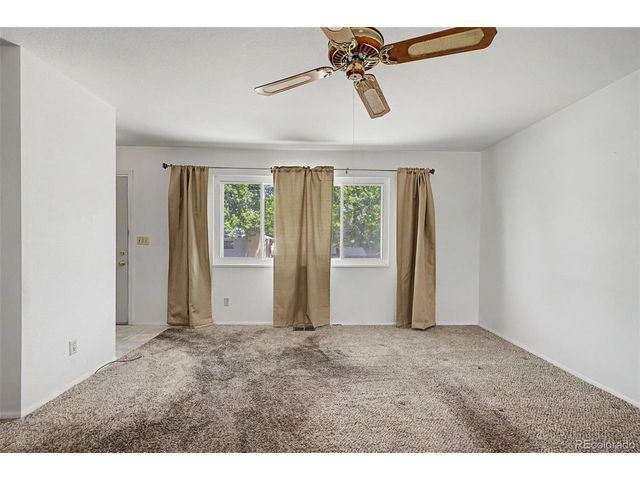 712 Lansing Dr, Colorado Springs, CO 80909