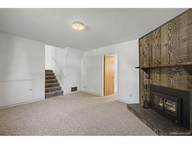 712 Lansing Dr, Colorado Springs, CO 80909