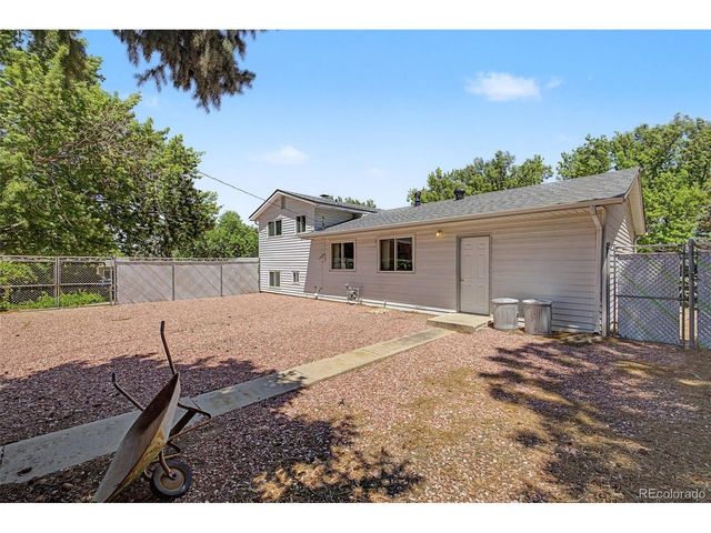 712 Lansing Dr, Colorado Springs, CO 80909