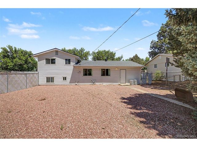 712 Lansing Dr, Colorado Springs, CO 80909