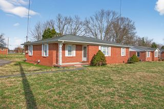 716 Dry Creek Rd, Smithville, TN 37166