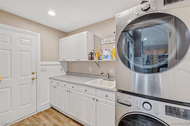 10770 Gloria Greer Lane, Holly, MI 48442
