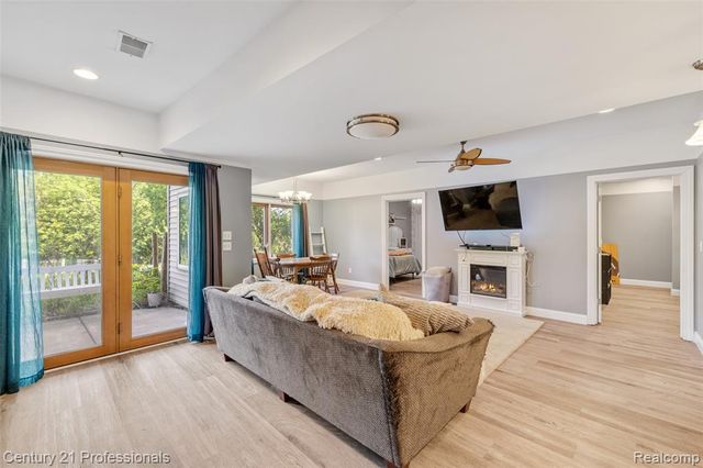 10770 Gloria Greer Lane, Holly, MI 48442
