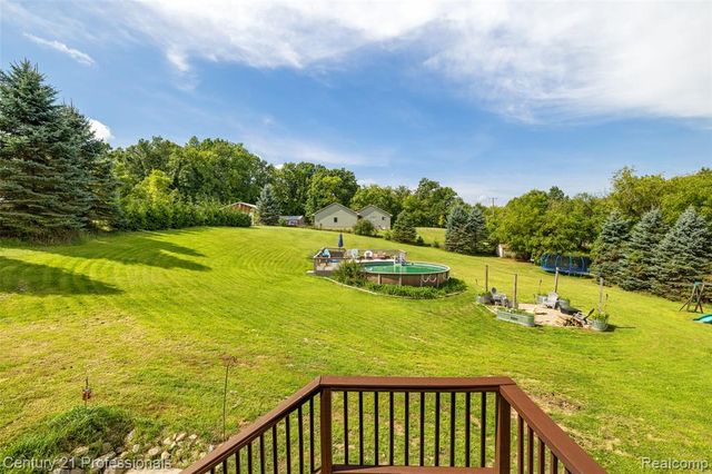 10770 Gloria Greer Lane, Holly, MI 48442