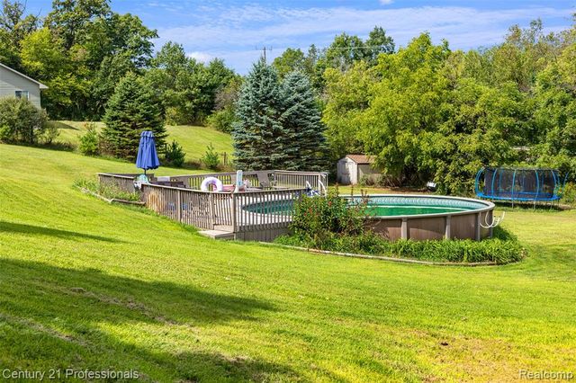 10770 Gloria Greer Lane, Holly, MI 48442