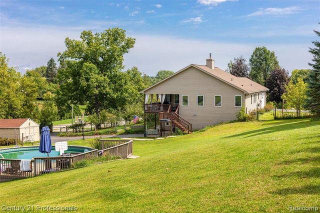 10770 Gloria Greer Lane, Holly, MI 48442