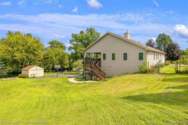 10770 Gloria Greer Lane, Holly, MI 48442