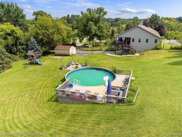10770 Gloria Greer Lane, Holly, MI 48442