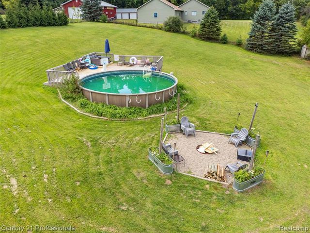 10770 Gloria Greer Lane, Holly, MI 48442