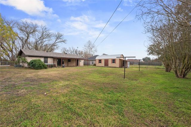 919 North Hull Street, Caldwell, TX 77836