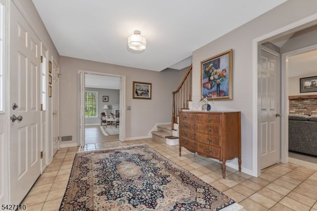 44 Big Spring Rd, Tewksbury Twp., NJ 07830