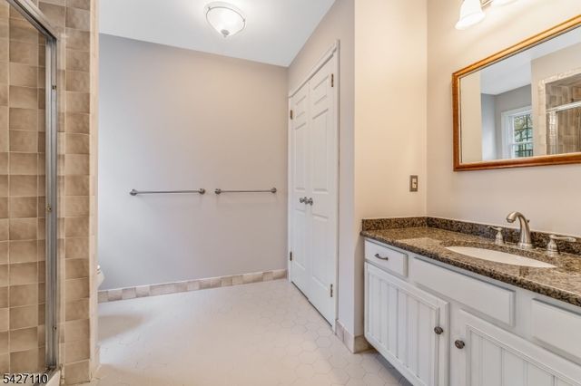 44 Big Spring Rd, Tewksbury Twp., NJ 07830
