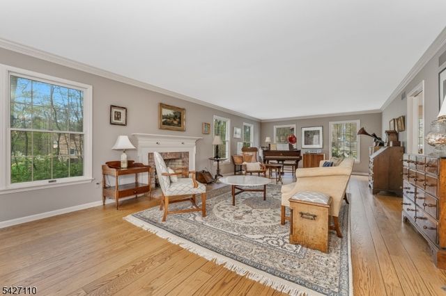 44 Big Spring Rd, Tewksbury Twp., NJ 07830