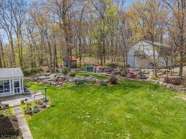 44 Big Spring Rd, Tewksbury Twp., NJ 07830