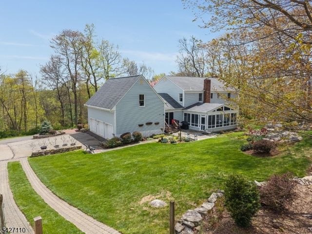 44 Big Spring Rd, Tewksbury Twp., NJ 07830