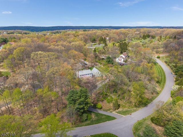 44 Big Spring Rd, Tewksbury Twp., NJ 07830