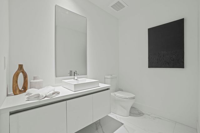 155 E Boca Raton Road 823, Boca Raton, FL 33432