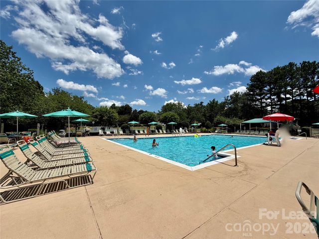 2754 Thornbush Court, Charlotte, NC 28270