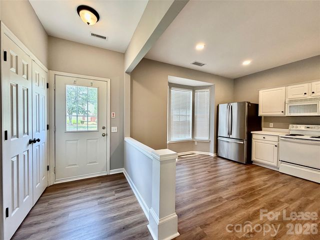2754 Thornbush Court, Charlotte, NC 28270