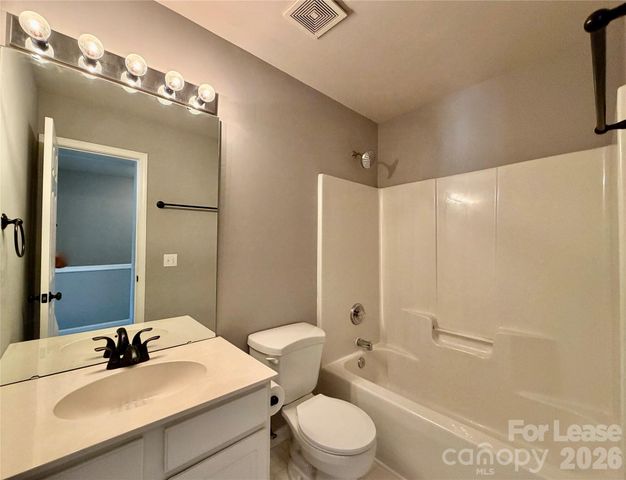2754 Thornbush Court, Charlotte, NC 28270
