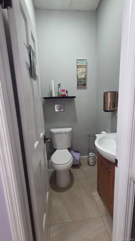 18709 Linden Boulevard, Saint Albans, NY 11412