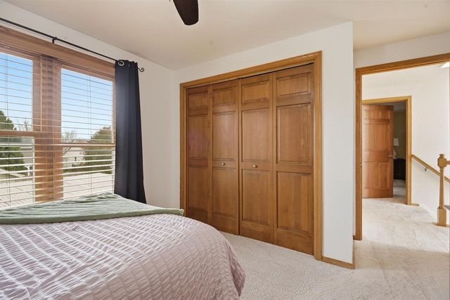 1601 E MEADOW GROVE BOULEVARD, Appleton, WI 54915