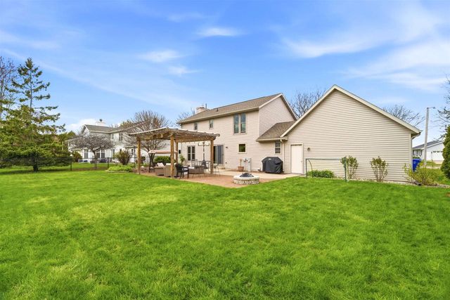 1601 E MEADOW GROVE BOULEVARD, Appleton, WI 54915