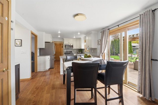 1601 E MEADOW GROVE BOULEVARD, Appleton, WI 54915