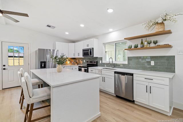 4310 Limpio, San Antonio, TX 78233