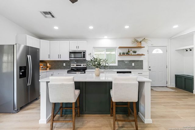 4310 Limpio, San Antonio, TX 78233