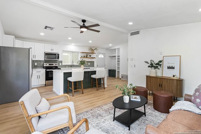 4310 Limpio, San Antonio, TX 78233