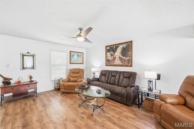 58 Lauer Court, Wentzville, MO 63385