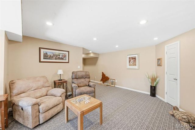 58 Lauer Court, Wentzville, MO 63385