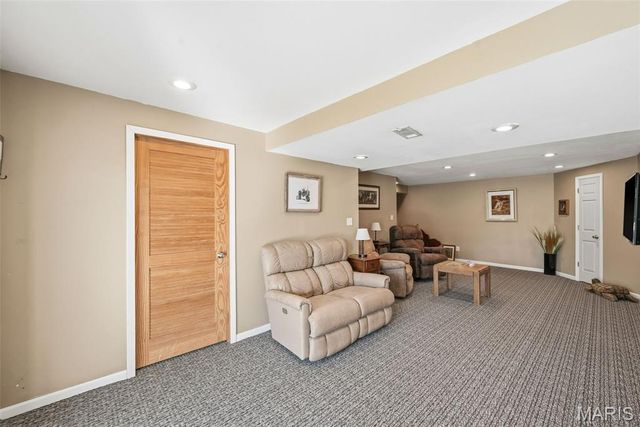 58 Lauer Court, Wentzville, MO 63385