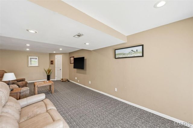 58 Lauer Court, Wentzville, MO 63385