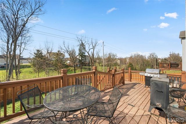 58 Lauer Court, Wentzville, MO 63385