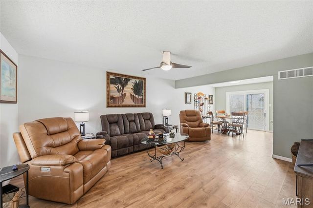 58 Lauer Court, Wentzville, MO 63385