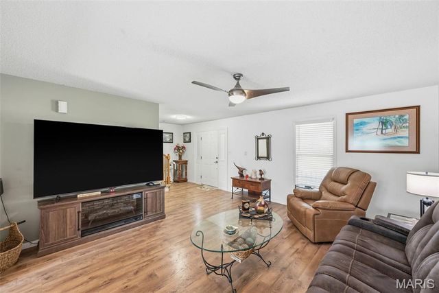 58 Lauer Court, Wentzville, MO 63385