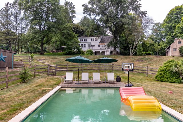 17 West Morris Road, Morris, CT 06763