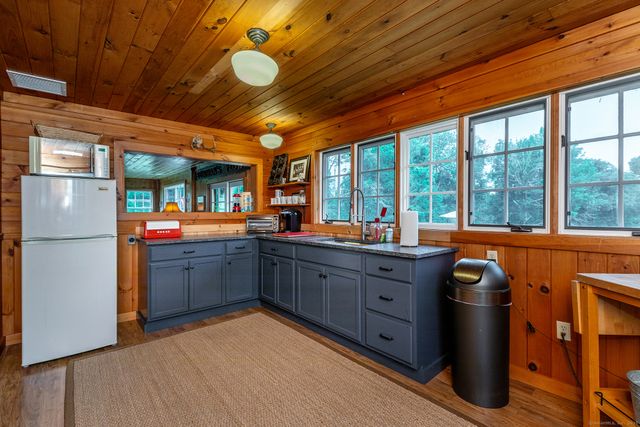 17 West Morris Road, Morris, CT 06763