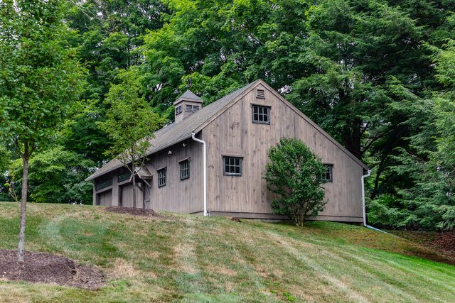 17 West Morris Road, Morris, CT 06763