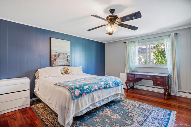 15 Parkwood Drive, Mastic Beach, NY 11951