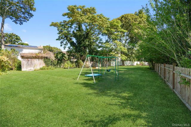 15 Parkwood Drive, Mastic Beach, NY 11951