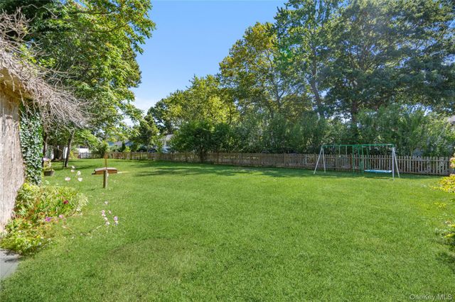15 Parkwood Drive, Mastic Beach, NY 11951