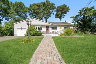 15 Parkwood Drive, Mastic Beach, NY 11951