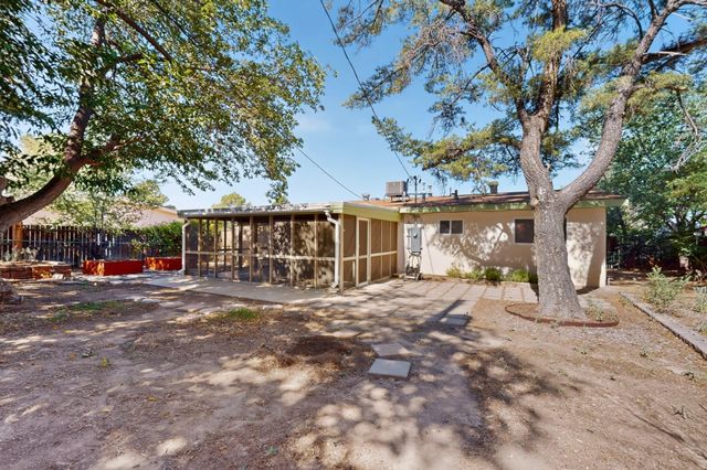 1910 Macbeth Court NE, Albuquerque, NM 87112